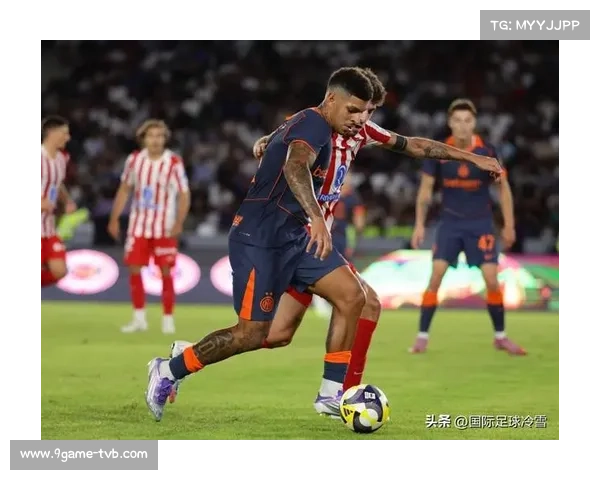 拉斯帕尔马斯主帅赛前演练五后卫阵型应对马竞